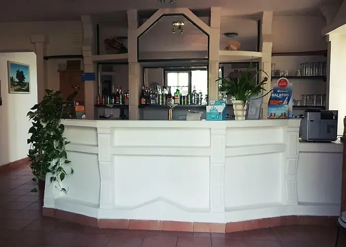 Ramona Schloss 3* 시오포크